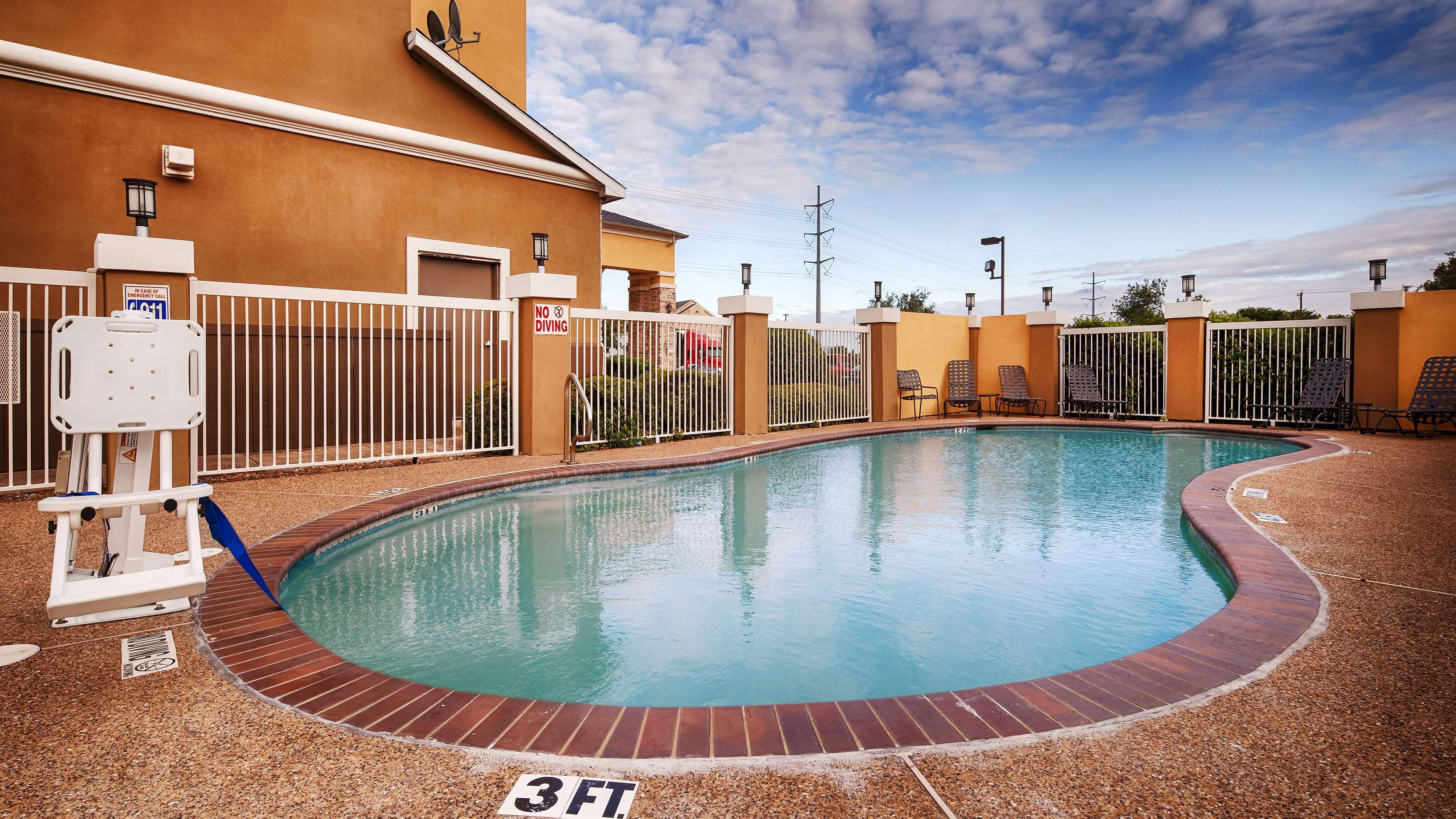 Best Western Plus McKinney Inn&Suites Extérieur photo